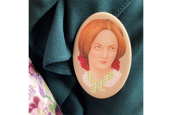 broche culturelle femmes charlotte brontë